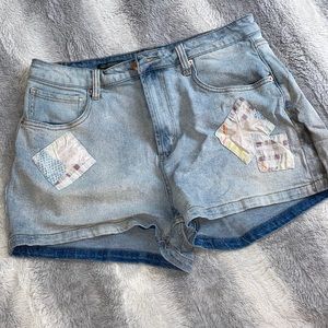 Patchwork denim shorts